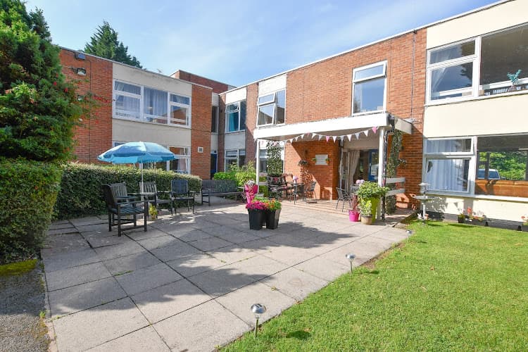 Business listing image