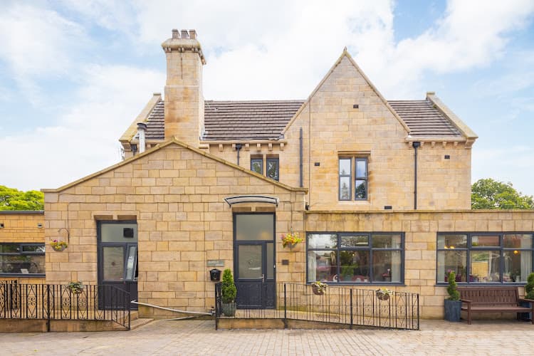 Business listing image