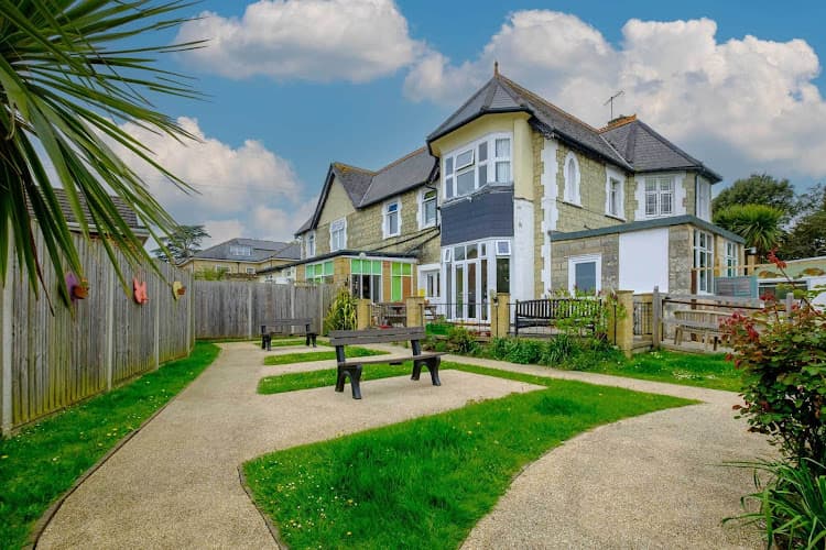 Business listing image