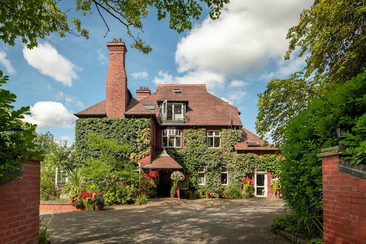 Business listing image