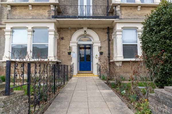 Business listing image