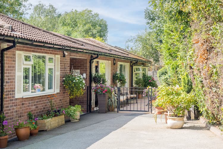 Business listing image