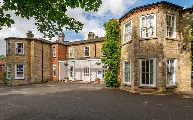 Business listing image