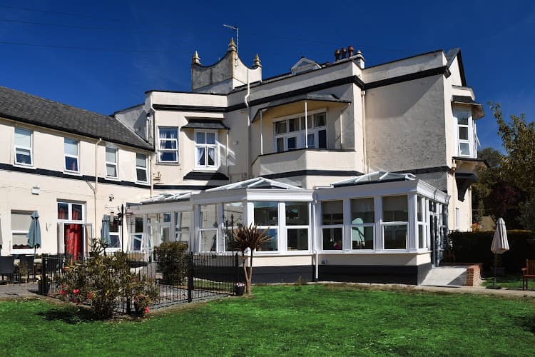 Business listing image