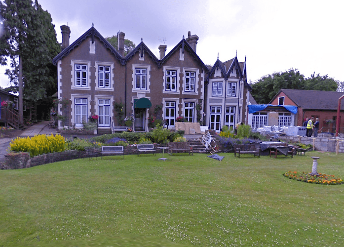 Business listing image