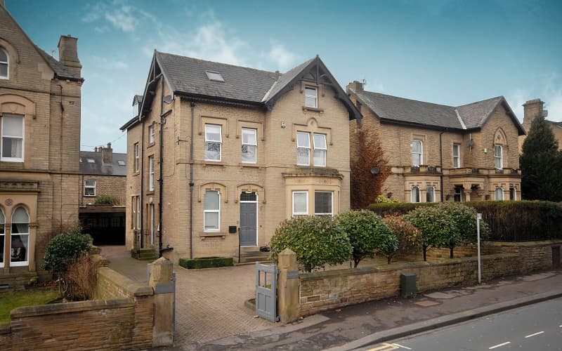 Business listing image