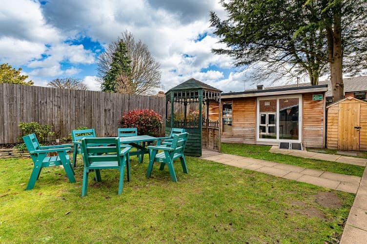 Business listing image