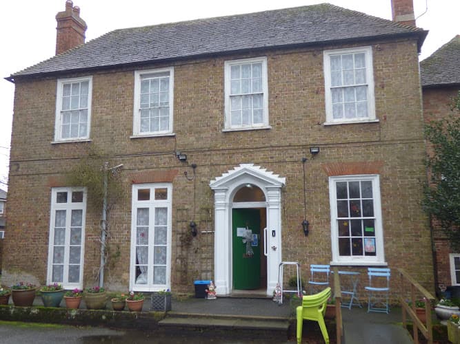 Business listing image