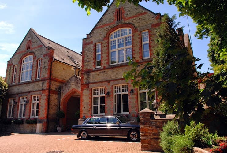 Business listing image