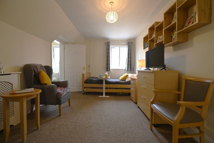 Business listing image