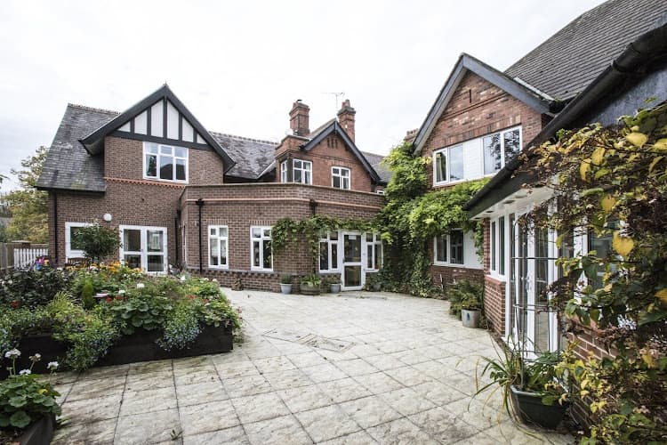 Business listing image