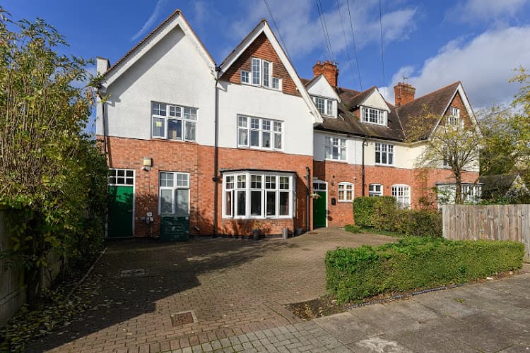 Business listing image