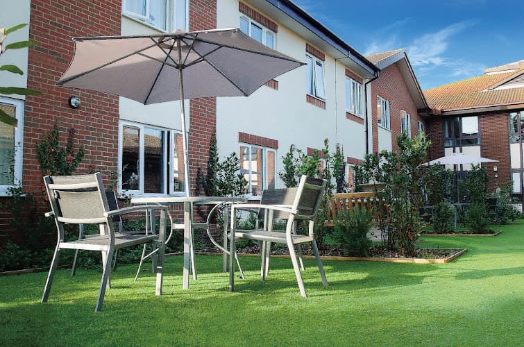 Business listing image