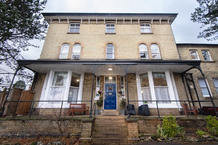 Business listing image