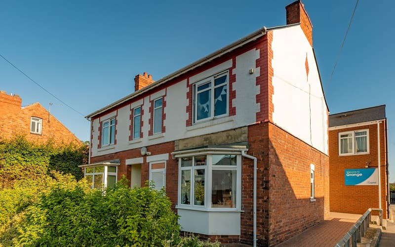 Business listing image